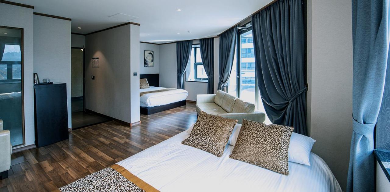 Sunland Hotel Чеджудо Экстерьер фото