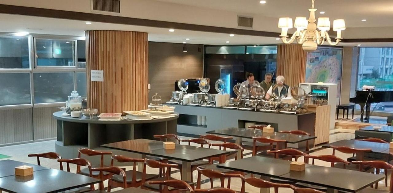 Sunland Hotel Чеджудо Экстерьер фото