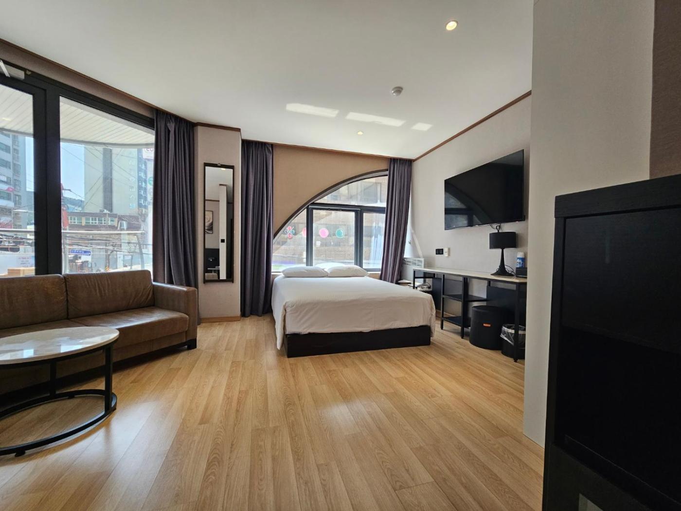 Sunland Hotel Чеджудо Экстерьер фото