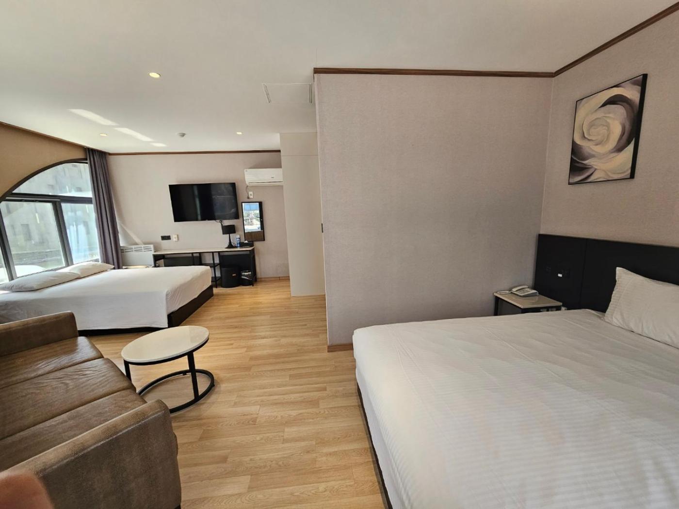 Sunland Hotel Чеджудо Экстерьер фото