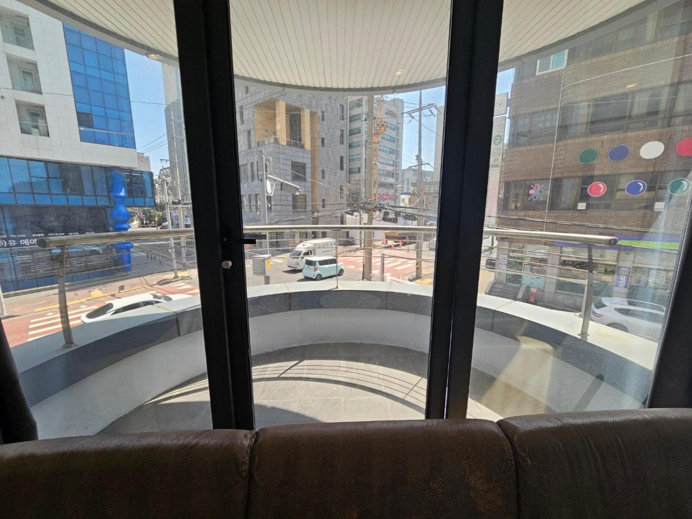 Sunland Hotel Чеджудо Экстерьер фото